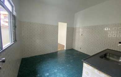 Imagem: A casa possui 1 Dormitório, 1 Banheiro, 1 Vaga na garagem