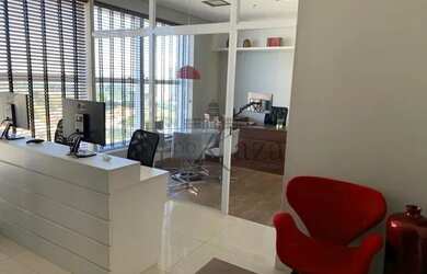 Imagem: O depósito possui 1 Vaga na garagem, 41m² de Área e está