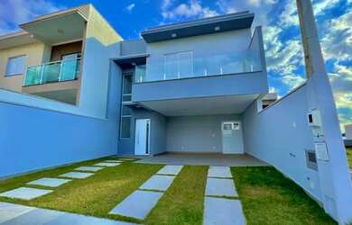 Imagem: A casa em condomínio possui 3 Dormitórios, 3 Banheiros, 4