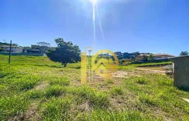 Imagem: O terreno possui 1.577m² de Área e está localizado em Alto