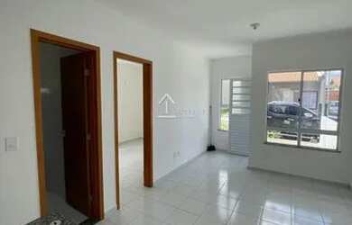 Imagem: A casa em condomínio possui 2 Dormitórios, 2 Banheiros, 1