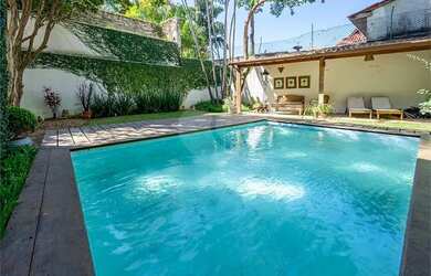 Imagem 1: Linda Casa para Locação no Bairro nobre do Jardim Europa com 332 metros...