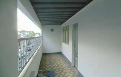 Imagem: A casa possui 4 Dormitórios, 2 Banheiros, 1 Vaga na garagem