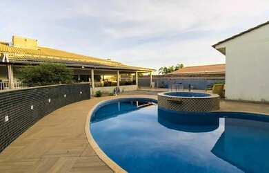 Imagem: A casa em condomínio possui 3 Dormitórios, 4 Banheiros, 3