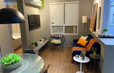 Imagem: O apartamento possui 2 Dormitórios, 1 Banheiro, 1 Vaga na garagem