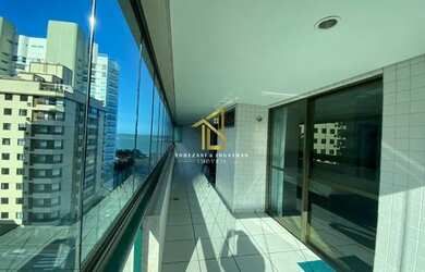 Imagem: O apartamento possui 4 Dormitórios, 3 Banheiros, 2 Vagas na