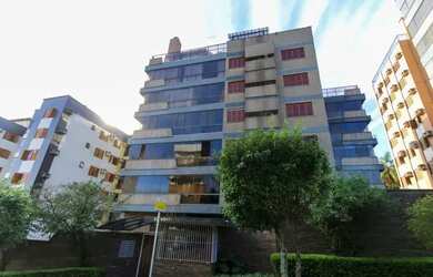 Imagem: O apartamento possui 3 Dormitórios, 3 Banheiros, 2 Vagas na