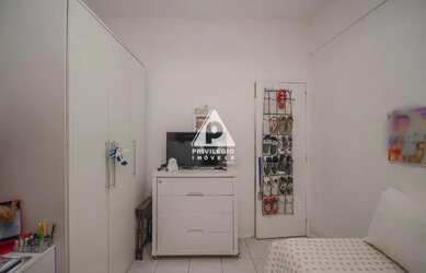 Imagem 8: Excelente apartamento de dois quartos, dependência completa e possibilidade...