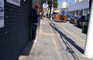 Imagem 3: Salão comercial para locação na rua Itapura - Vão livre 4 banheiros