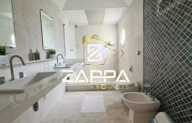 Imagem 14: Quadra da praia de Copacabana com varandão e vista mar