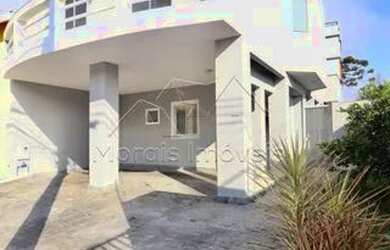 Imagem: A casa em condomínio possui 4 Dormitórios, 4 Banheiros, 4