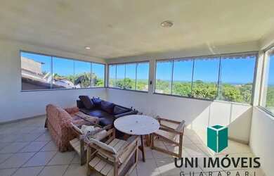 Imagem: A casa em condomínio possui 4 Dormitórios, 2 Banheiros, 1