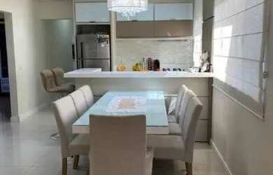 Imagem: A casa possui 3 Dormitórios, 1 Banheiro, 100m² de Área e