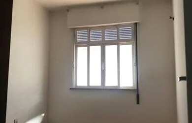 Imagem 11: CARMO ADMINISTRADORA ALUGA AMPLO DOIS QUARTOS COM DEPENDÊNCIA EM COPACABANA