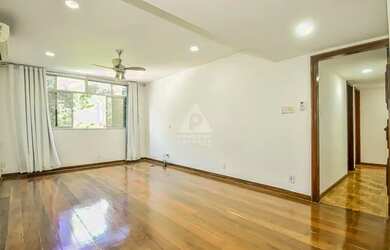 Imagem: O apartamento na cobertura possui 4 Dormitórios, 3 Banheiros