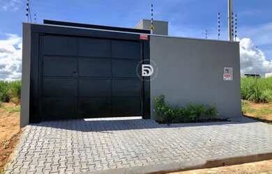 Imagem: A casa em condomínio possui 3 Dormitórios, 3 Banheiros, 1