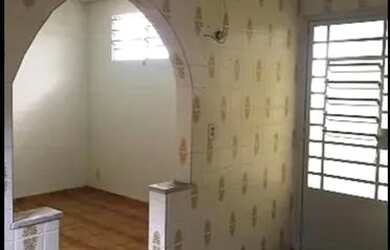 Imagem: A casa possui 3 Dormitórios, 2 Banheiros, 70m² de Área e