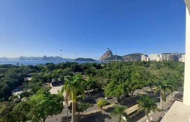 Imagem: O apartamento possui 2 Dormitórios, 2 Banheiros, 163m² de