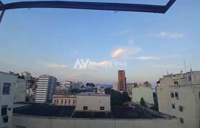 Imagem: O apartamento possui 4 Dormitórios, 3 Banheiros, 136m² de