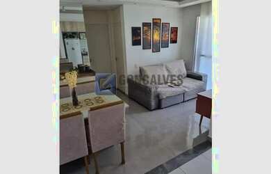 Imagem: O apartamento possui 2 Dormitórios, 2 Banheiros, 1 Vaga na