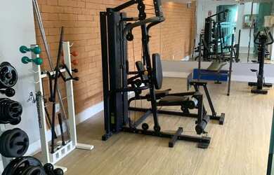 Imagem: O apartamento possui 2 Dormitórios, 2 Banheiros, 1 Vaga na