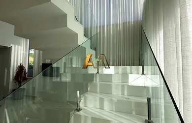 Imagem 14: CASA DESLUMBRANTE COM 3 SUÍTES NO ALPHAVILLE LITORAL NORTE III -FRENTE...