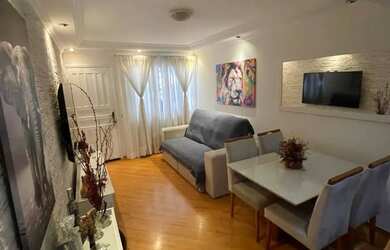 Imagem: A casa em condomínio possui 2 Dormitórios, 1 Banheiro, 2 Vagas