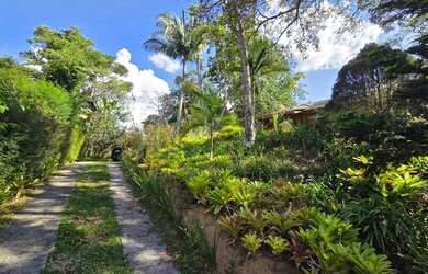 Imagem: A casa em condomínio possui 2 Dormitórios, 2 Banheiros, 5