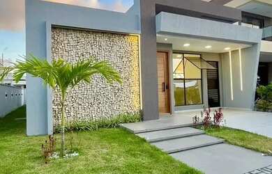 Imagem: A casa possui 3 Dormitórios, 3 Banheiros, 2 Vagas na garagem