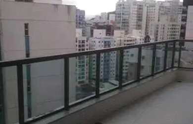 Imagem: O apartamento possui 3 Dormitórios, 3 Banheiros, 2 Vagas na