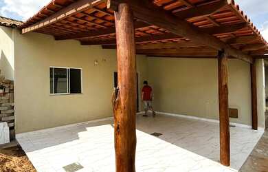 Imagem: A casa em condomínio possui 2 Dormitórios, 1 Banheiro, 2 Vagas