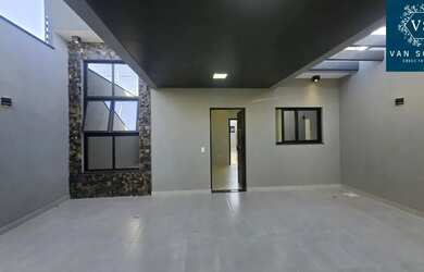 Imagem: A casa possui 3 Dormitórios, 2 Banheiros, 2 Vagas na garagem