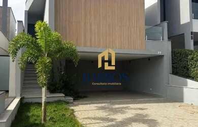 Imagem: A casa em condomínio possui 3 Dormitórios, 3 Banheiros, 2