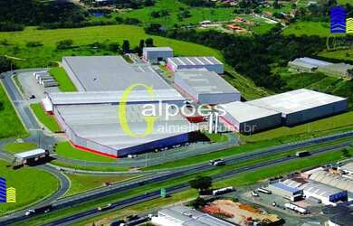 Imagem: O depósito possui 5 Vagas na garagem, 4.600m² de Área e