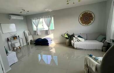 Imagem: O depósito possui 4 Vagas na garagem, 40m² de Área e Imóvel