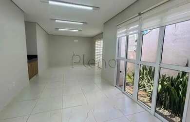 Imagem: A casa possui 2 Dormitórios, 4 Banheiros, 4 Vagas na garagem