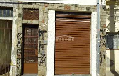 Imagem: A casa possui 1 Dormitório, 1 Banheiro, 90m² de Área e está