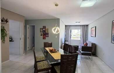 Imagem: O apartamento possui 2 Dormitórios, 2 Banheiros, 1 Vaga na