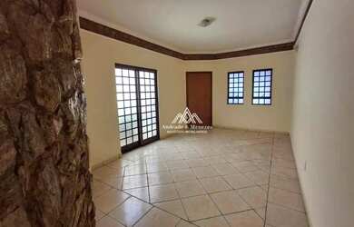 Imagem: A casa possui 2 Dormitórios, 2 Banheiros, 2 Vagas na garagem