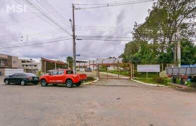 Imagem: O terreno possui 4.400m² de Área e está localizado em Cidade