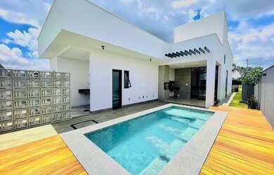 Imagem 5: Casa . Alto Padrão. Piscina, Churrasqueira, 360m² de Áreae2 Vagas na...