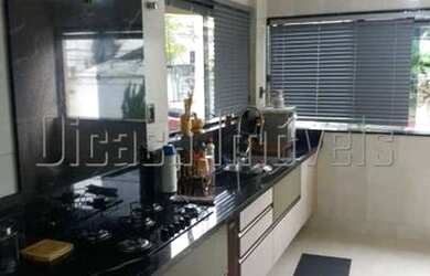 Imagem 5: casa cinematográfica. Piscina, Churrasqueira, VarandaeÁrea de serviço