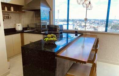 Imagem: O apartamento possui 3 Dormitórios, 2 Banheiros, 2 Vagas na