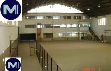 Imagem: O depósito possui 5 Vagas na garagem, 1800m² de Área e Imóvel