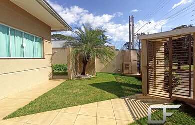 Imagem 2: Casa com piscina no Jd. Araucária