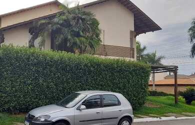 Imagem: A casa em condomínio possui 3 Dormitórios, 4 Banheiros, 3