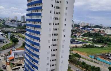 Imagem: O apartamento possui 3 Dormitórios, 1 Banheiro, 3 Vagas na