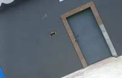 Imagem: A casa possui 1 Dormitório, 1 Banheiro, 42m² de Área e está