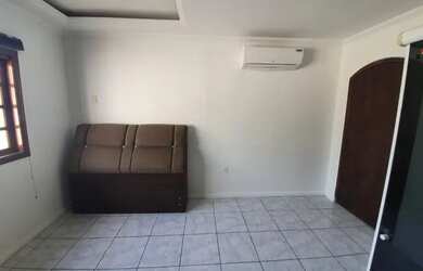 Imagem 15: Linda casa de 3 quartos, 1 suíte e vaga para 4 carros no Porto Novo