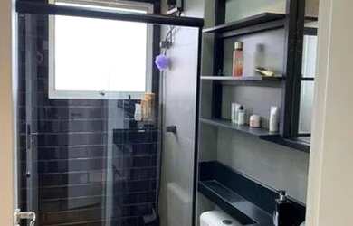 Imagem: O apartamento possui 2 Dormitórios, 1 Banheiro, 2 Vagas na